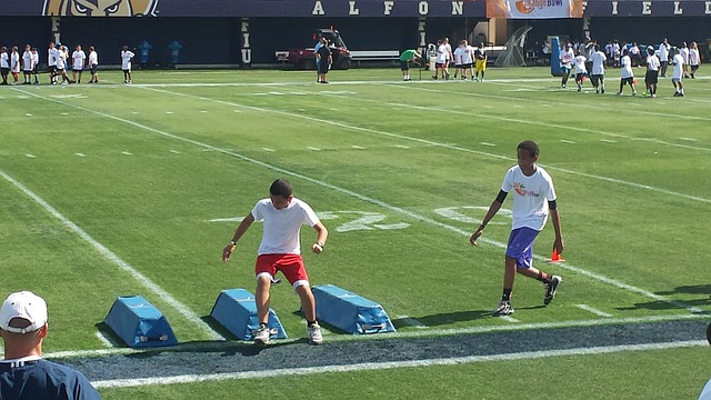 数据全面！王奕博加盟青岛首秀12分5篮板3助攻2抢断